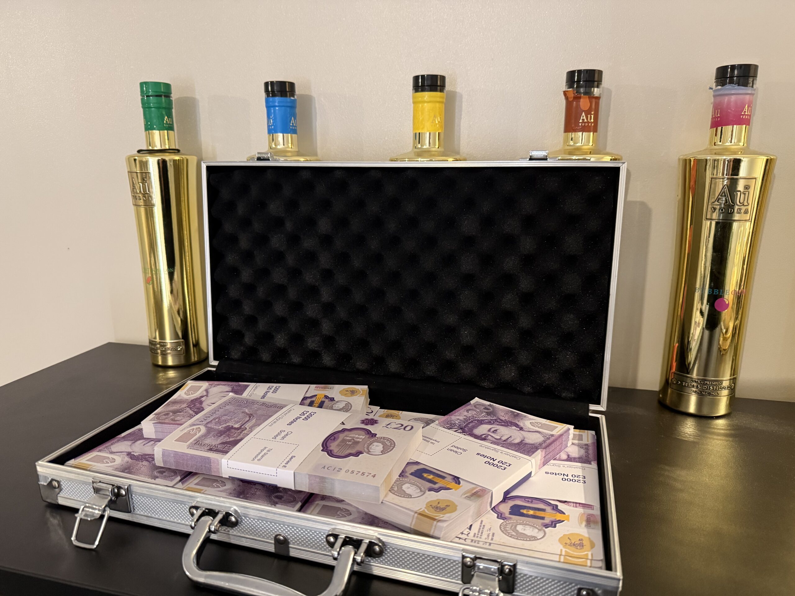 PAPER CHASE - Image 1