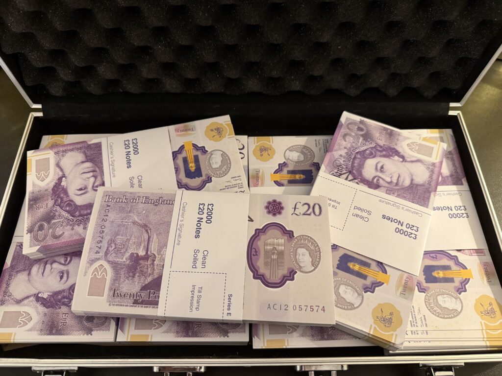 PAPER CHASE